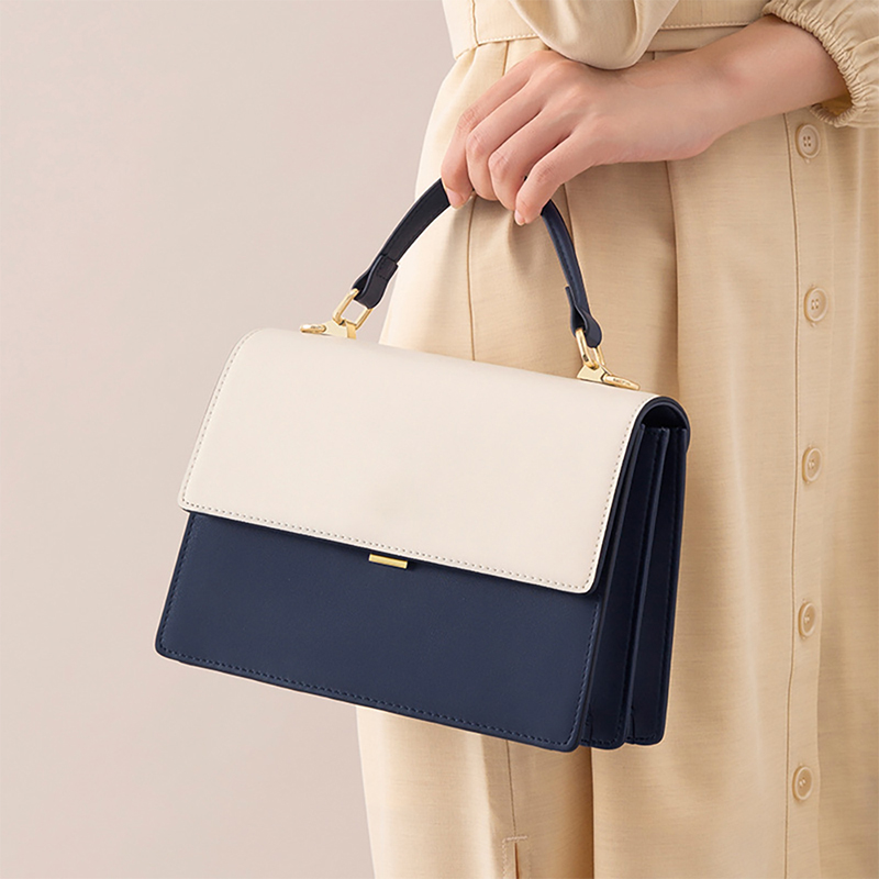 Bolsos de cuero de PU reciclado con diseño de cadena para mujer, bolso de hombro de verano 2022 para mujer, hermoso bolso cruzado de moda para mujer